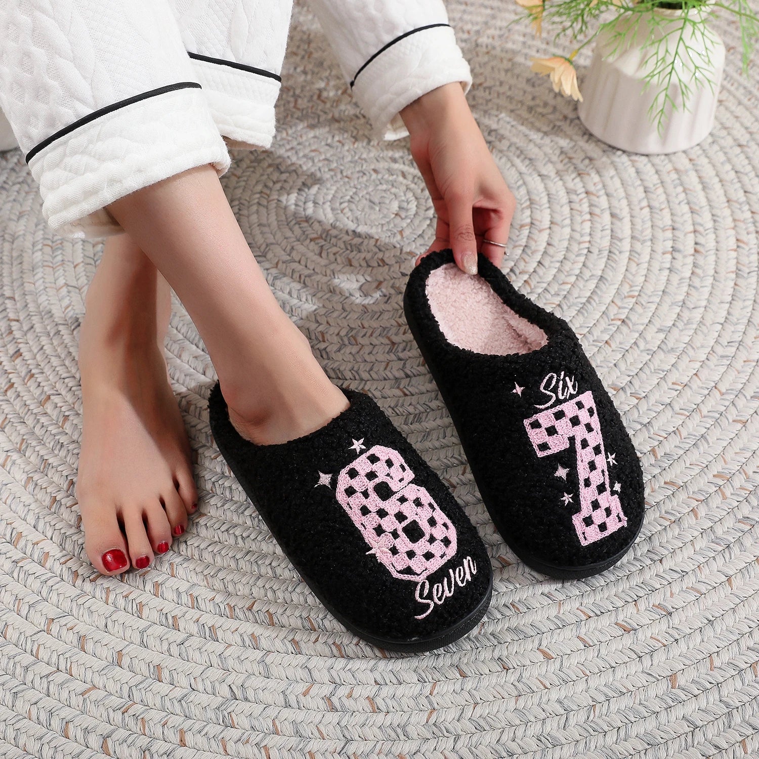 Pantufa SIX SEVEN