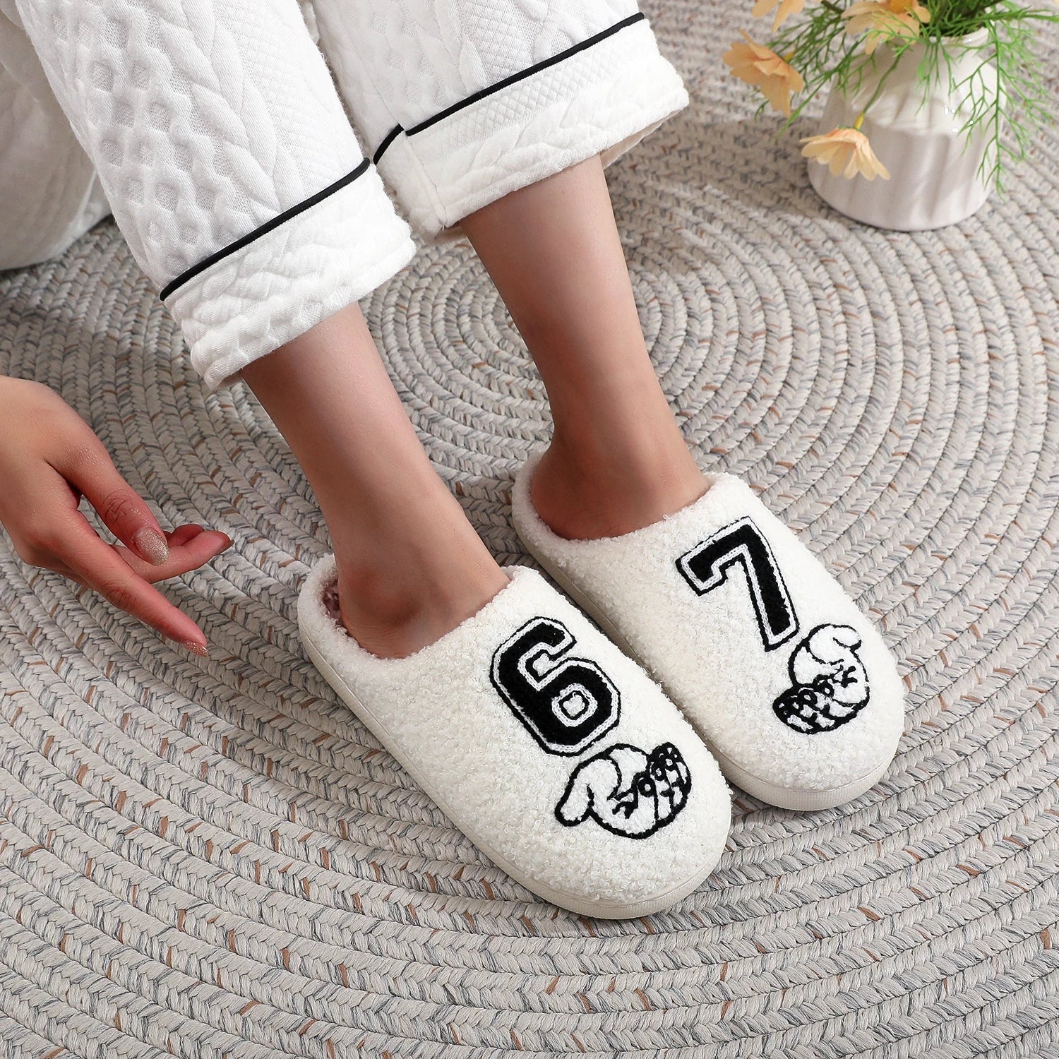 Pantufa SIX SEVEN