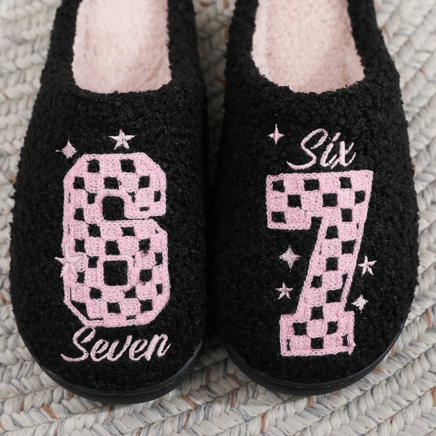 Pantufa SIX SEVEN